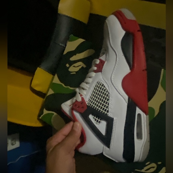 4’s pretty good quality a lil bit dirty that’s all